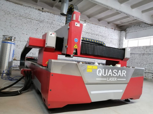 Лазерный станок Quasar F3015E 1,5 кВт Raycus
